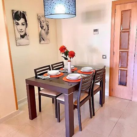 Apartbeach Maldivas Iii D Junto Playa Y Climatizado