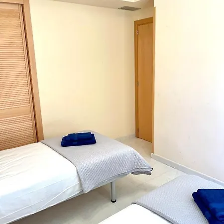 Apartbeach Maldivas Iii D Junto Playa Y Climatizado *